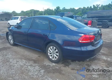 2013 Volkswagen Passat 2.5L Wolfsburg Edition из США, поврежденный, VIN 1VWAH7A31DC150831